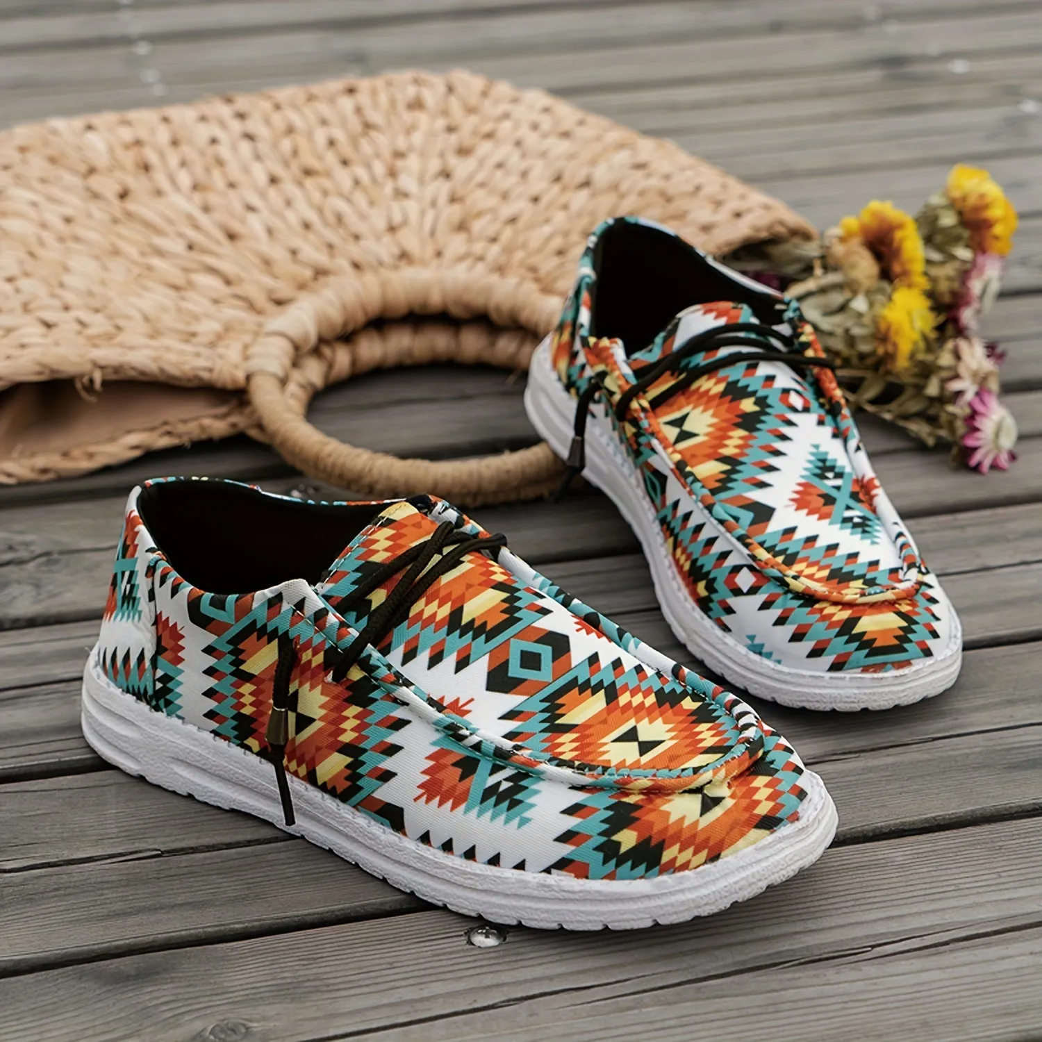 Colorful Geometric Print Walking Shoes, Lightweight Low Top Travel Sport Flat Shoes, Women's Footwear