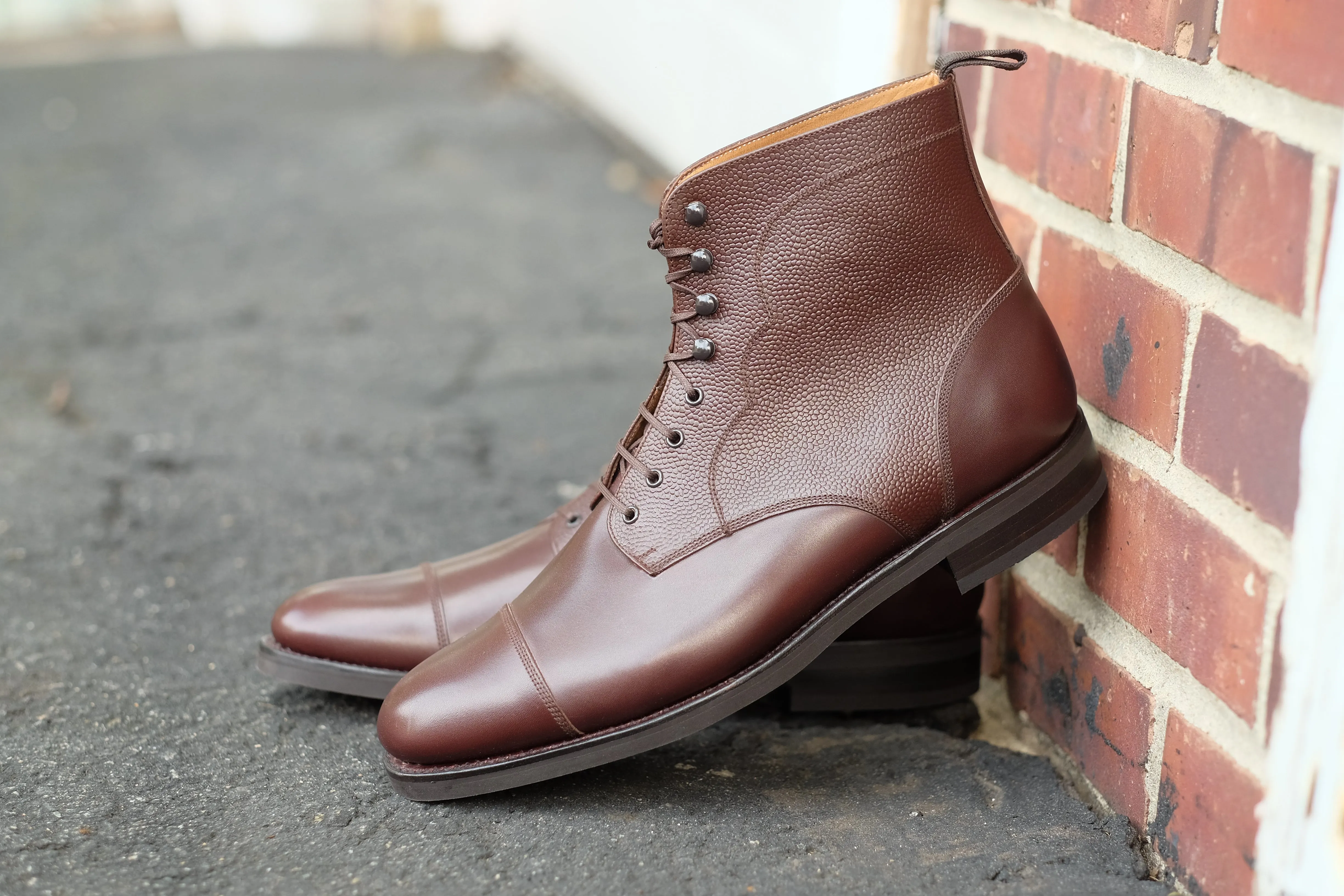 Columbia Redux - Dark Oak Calf / Dark Oak Grain