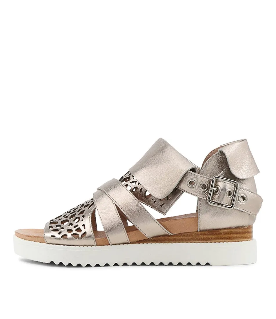 DJANGO & JULIETTE Ammar Platino Leather Sandals Ws