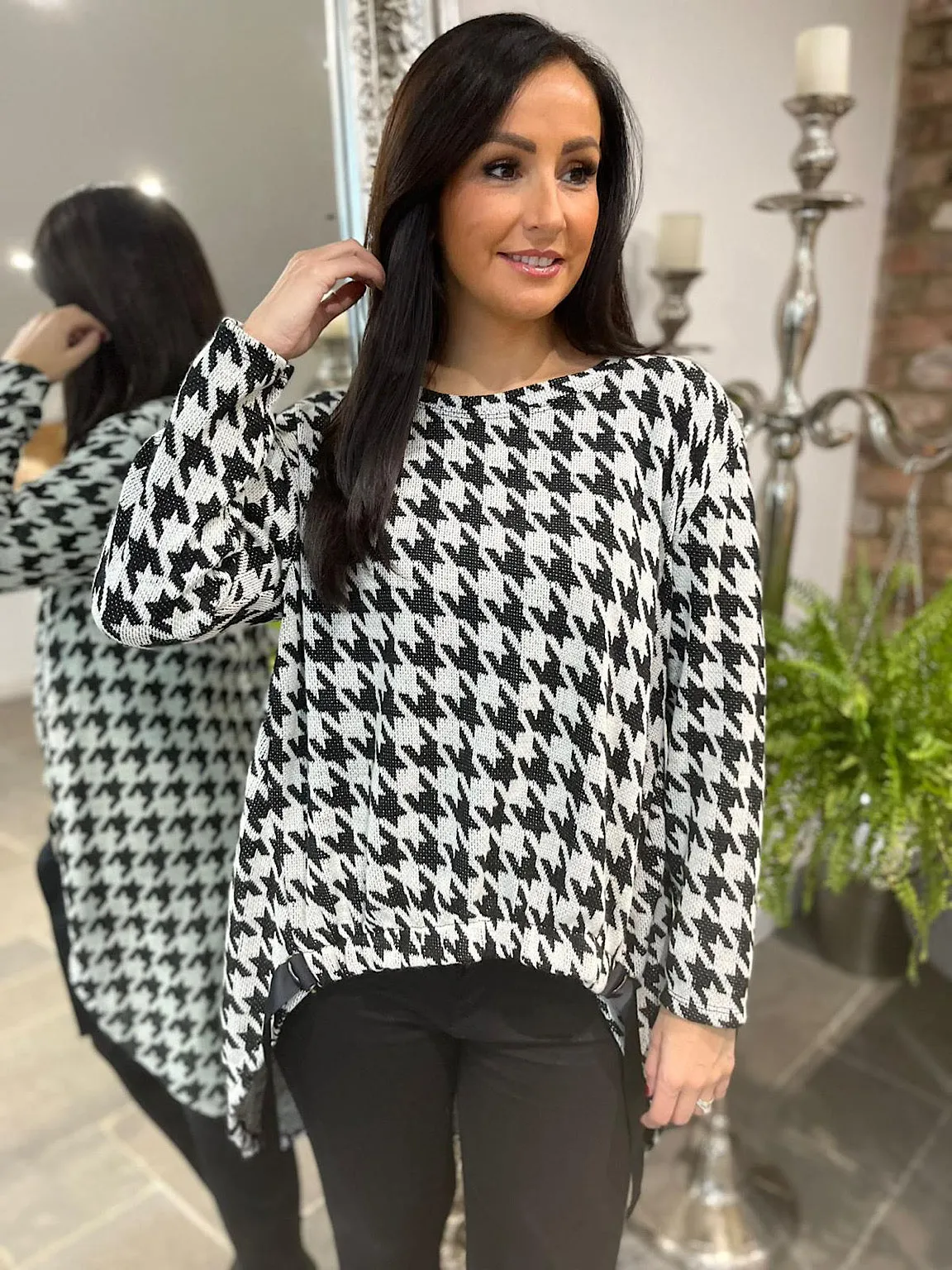 Dogtooth Hi-Lo Top Carole