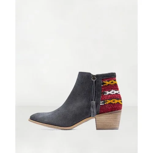 HOWSTY TAHIRA BOOTIE