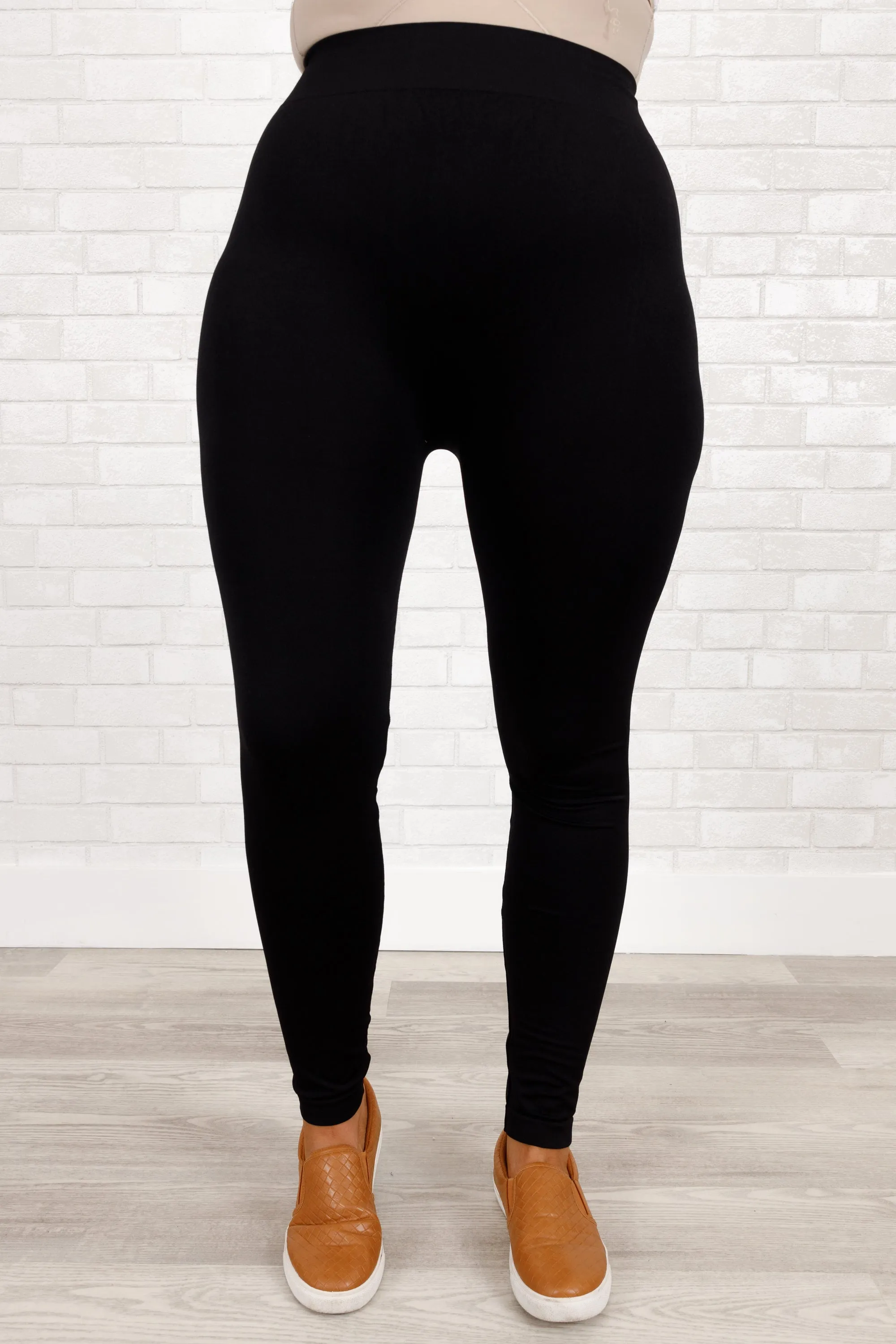 Let Me See You Walk Leggings, Black