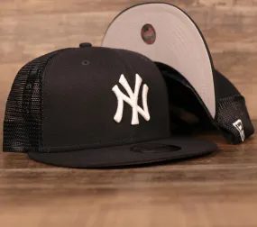 NY Yankees Navy Gray Bottom Trucker Hats | New York Yankees Grey Brim 9Fifty Navy Mesh Snapback