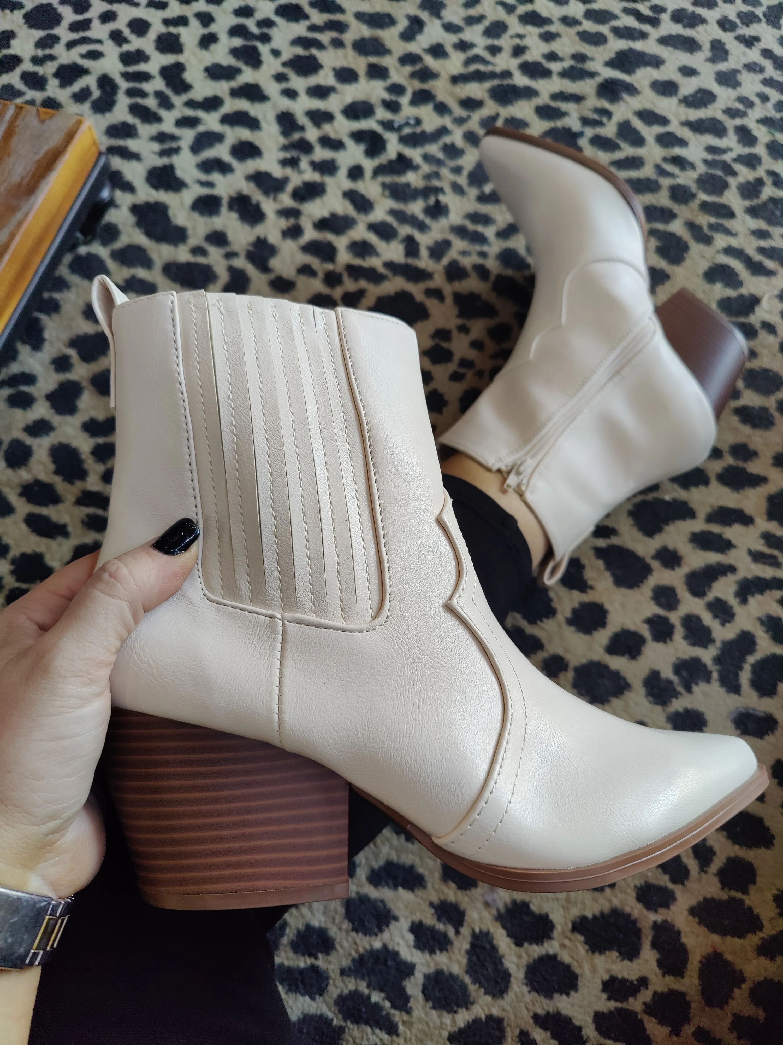 Vaca White Bootie