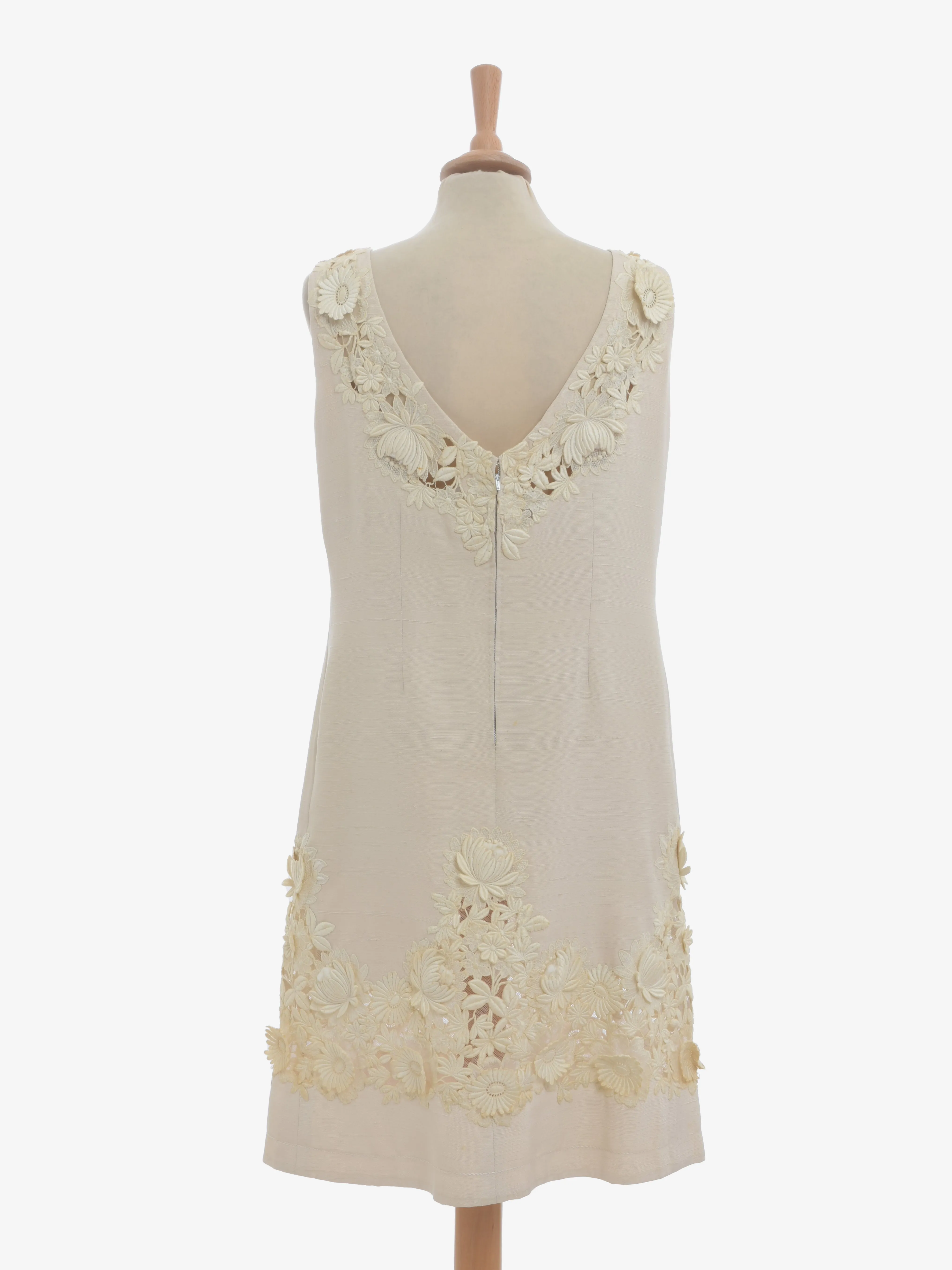 Vintage A-line Dress With Flowered Lace